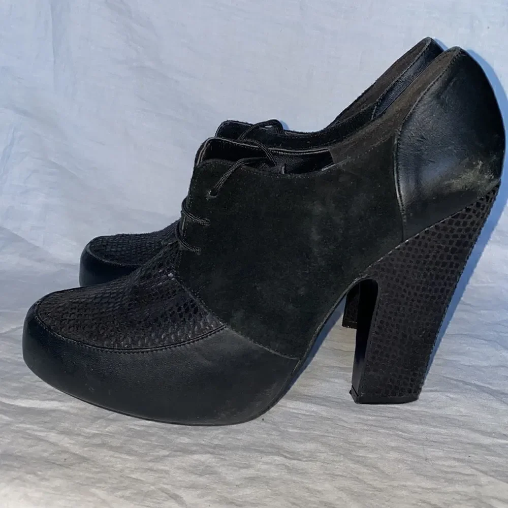 WESTIES Powell Black Leather and Suede Snakeskin Vamp Oxford Pump-10
